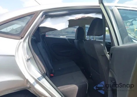 2013 Ford Fiesta Se z USA, uszkodzony, nr VIN 3FADP4BJ0DM153223